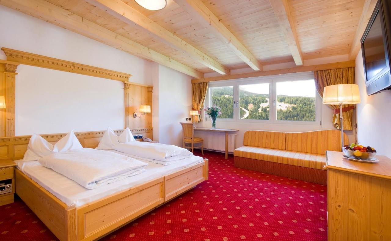 Kristiania Small Dolomites Hotel Selva di Val Gardena Quarto foto